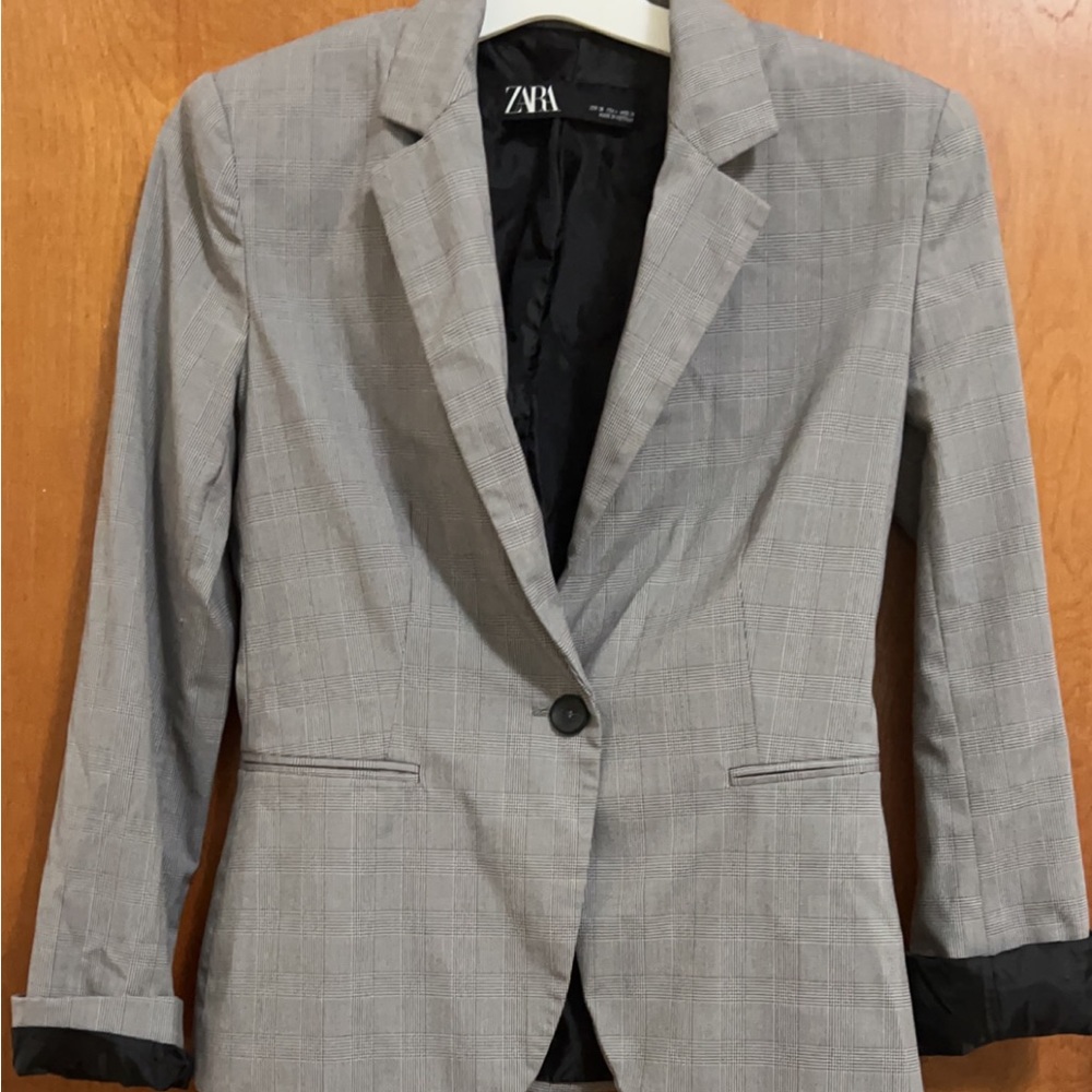 Zara Womens Gray Suit BLAZER AND PANTS SIZE 4